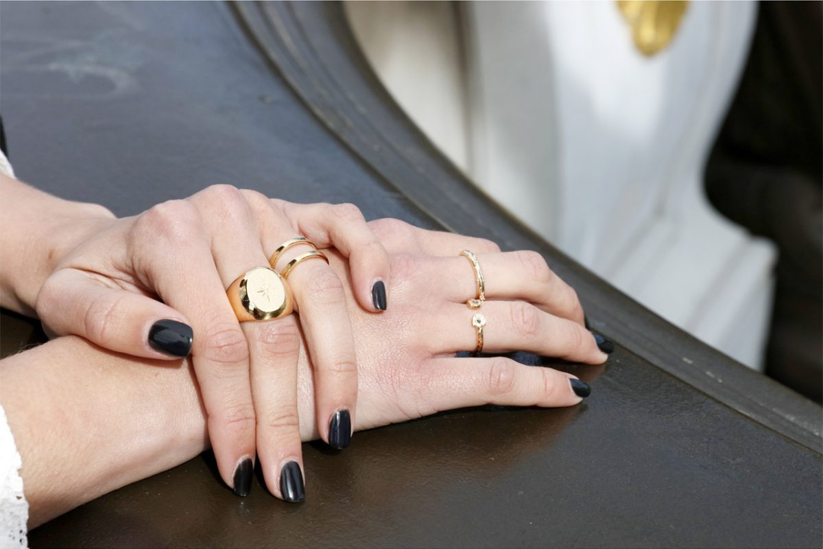 Bague plaquée d’or 18K et ayant un oxyde de zirconium : que savoir